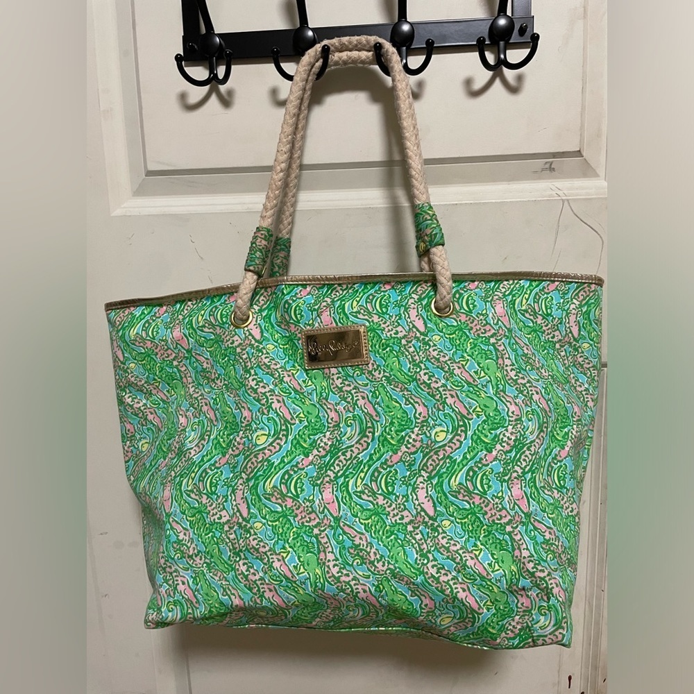 Lilly Pulitzer Green and Pink Tote Bag - Picture 3 of 13